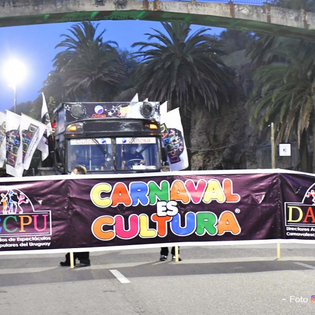 desfile 001